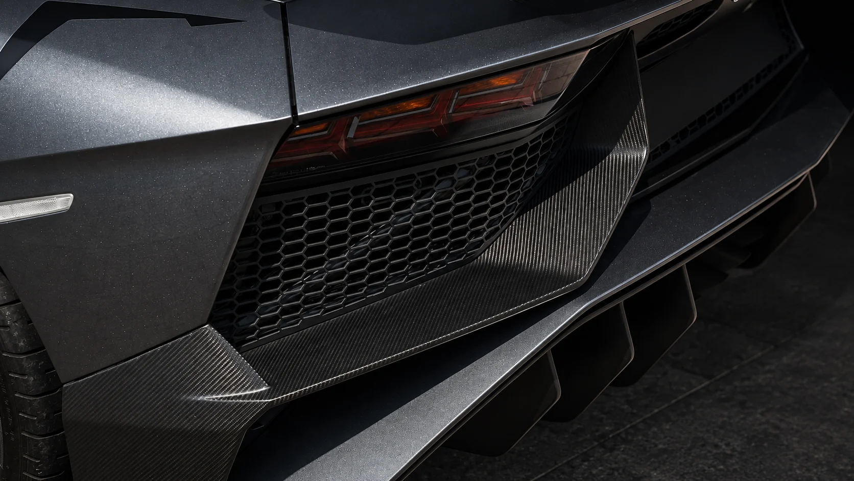 Lamborghini Aventador SV Roadster, gallery photo 27 of 65