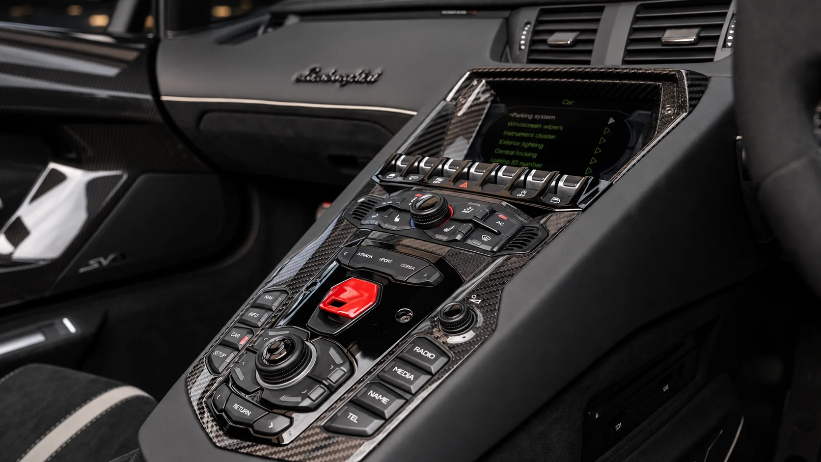 Lamborghini Aventador SV Roadster, gallery photo 58 of 65